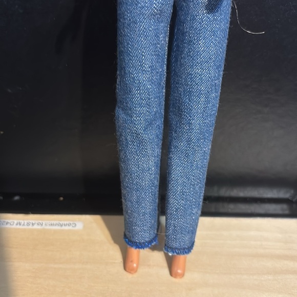 1996 Splash N Color Barbie Doll - Picture 2 of 5